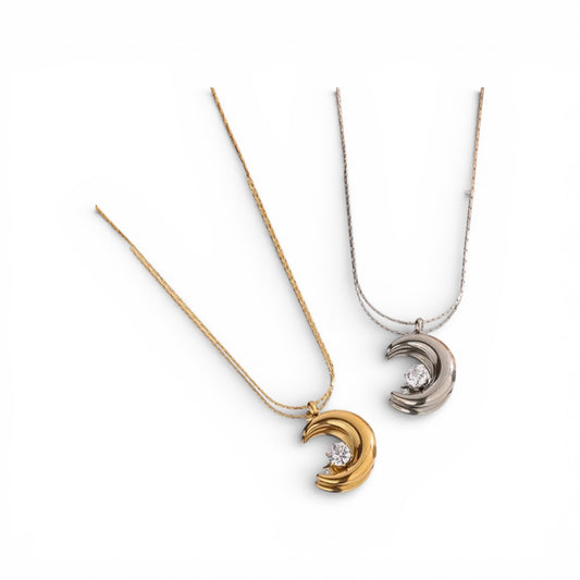 Moon Beam Necklace